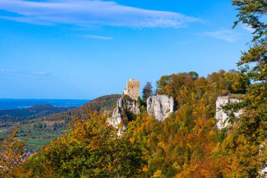 Sonbahar zamanı Reusenstein Şatosu