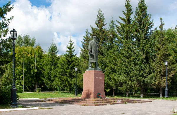 Monument Voor Lenin Een Kleine Russische Stad — Stockfoto