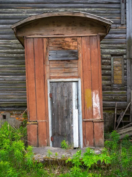 Elementen Van Een Oud Houten Groot Huis Met Twee Verdiepingen — Stockfoto