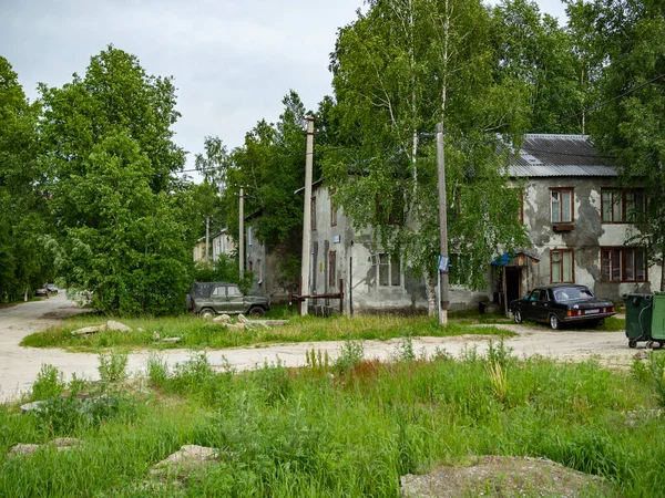 Surgut Khanty Mansi Autonomous Okrug Rusland 2020 Oude Houten Huizen — Stockfoto