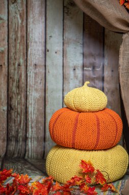 Sarı ve turuncu örülmüş Osmanlı balkabağı