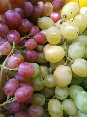 çilek sulu büyük üzüm