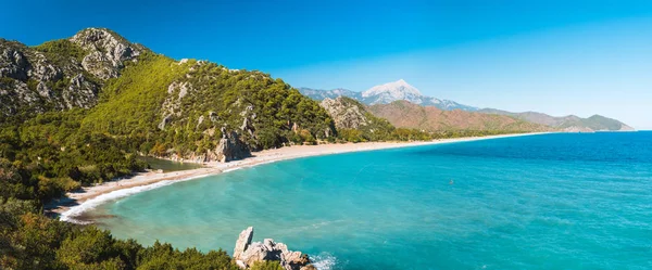 Flygfoto över Cirali Beach från antika Olympos ruiner, Antalya Turkiet — Stockfoto