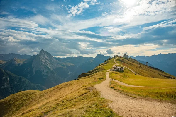 Mountain landscape with trail and refudjio, Passo Prdoi, Dolomite Alps, Italy — Stock Photo, Image