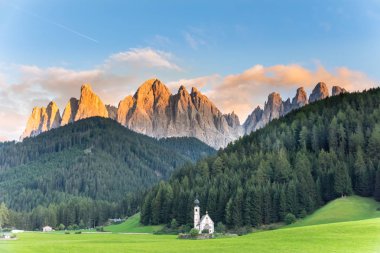 St. Johann Kilisesi, Santa Maddalena Dolomites İtalya
