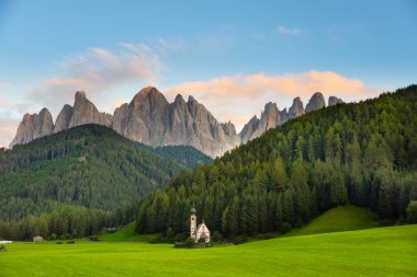 St. Johann Kilisesi, Santa Maddalena Dolomites İtalya