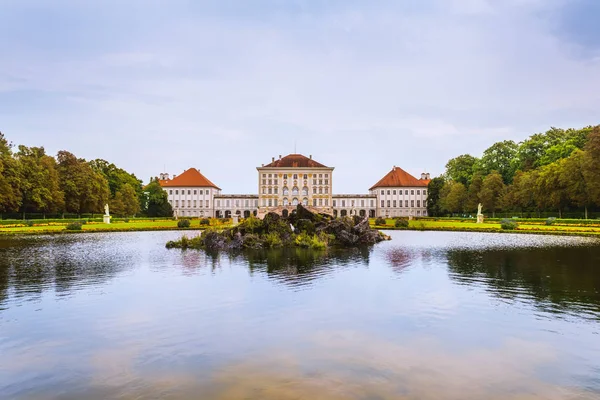 Schloss Nymphenburg und Park München Bayern Deutschland — Stockfoto