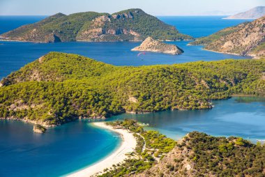 Deniz manzaralı Oludeniz lagünüName