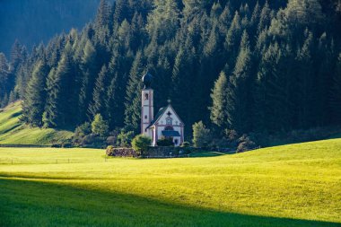 St. Johann Kilisesi, Santa Maddalena Dolomites İtalya