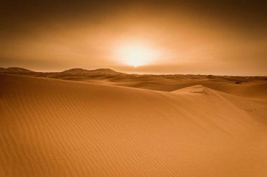 Sahra Çölü Fas Merzouga dunes görkemli güzel sahne