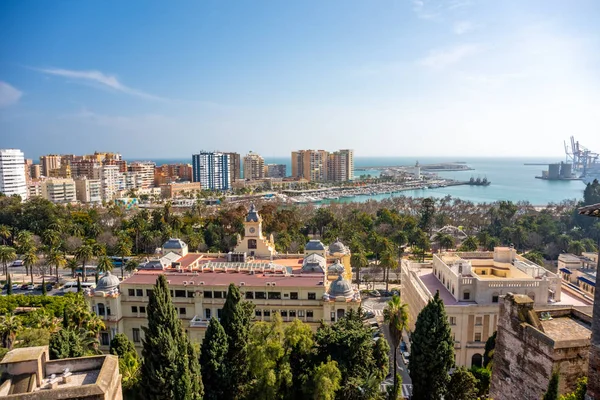 Güzel yaz gün, İspanya Malaga panoramik havadan görünümü