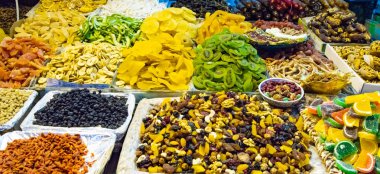 Türk lokumu tatlıları, meyveleri, fındıkları