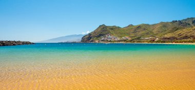 Plaj Las Teresitas Tenerife şaşırtıcı görünümü