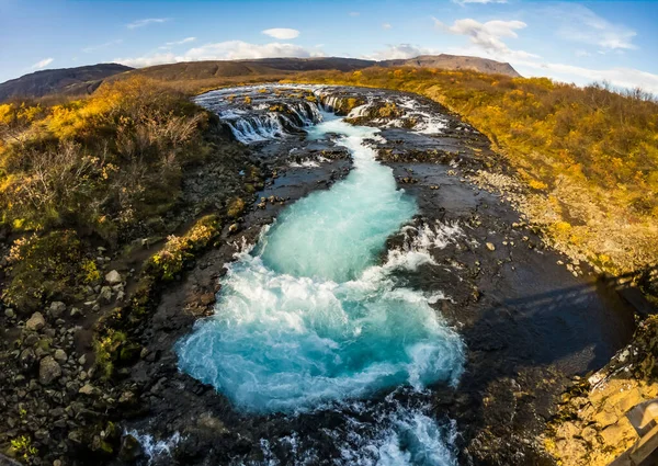 Blaue Bruarfoss-Wasserfälle in Island — Stockfoto