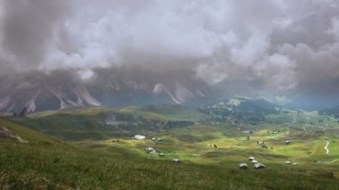 Bulutların zamanı Langkofel Dağı, Güney Tirol, Dolomitler İtalya