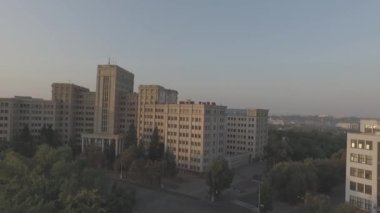 Karazin Üniversitesi 'nin hava videosu