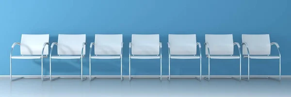 Mavi Arka Plan Geniş Afiş Üzerinde Beyaz Sandalye — Stok fotoğraf