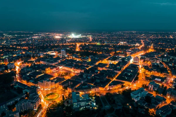 Güzel Şehir Işıkları Mavi Saatte Profesyonel Bir Dron Tarafından Alınan — Stok fotoğraf