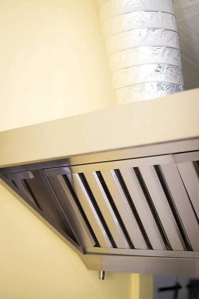 Exhaust systems, hood filters detail in a professional kitchen. — Stock Photo, Image