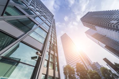 CCTV güvenlik kamera önünde bir binada Çin şehri