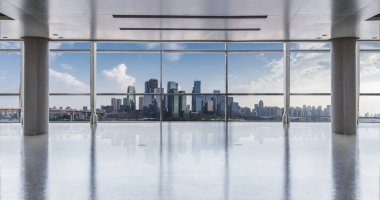 Panoramik manzarası ve binalardan cam pencere