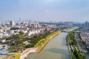Nanjing şehrin kentsel mimari peyzaj üzerinde havadan görünümü