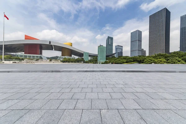 Skyline Panorâmico Modernos Edifícios Escritórios Negócios Com Estrada Vazia Piso — Fotografia de Stock