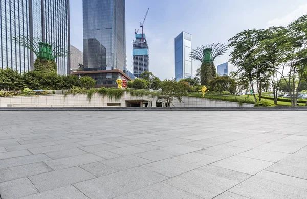 Skyline Panoramique Immeubles Bureaux Modernes Avec Route Vide Plancher Carré — Photo