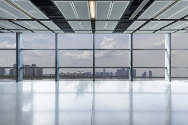 Panoramik manzarası ve binalardan cam pencere