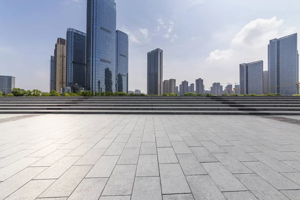 Skyline Panoramico Moderni Edifici Uffici Aziendali Con Strada Vuota Pavimento — Foto Stock