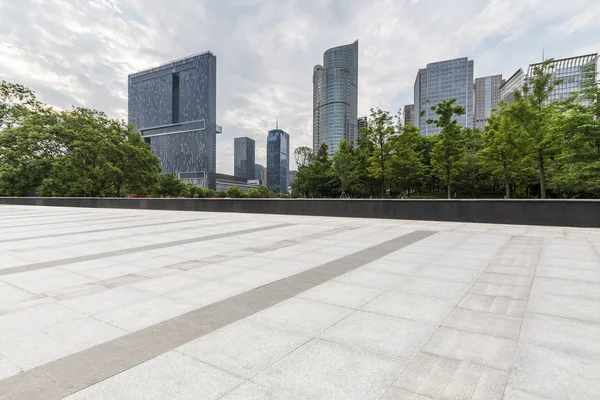 Skyline Panoramique Immeubles Bureaux Modernes Avec Route Vide Plancher Carré — Photo