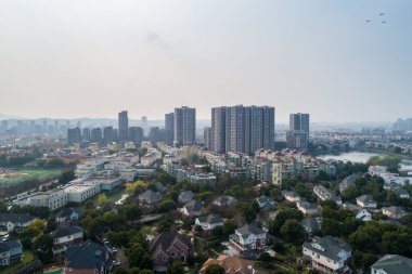 Nanjing şehrin kentsel mimari peyzaj üzerinde havadan görünümü