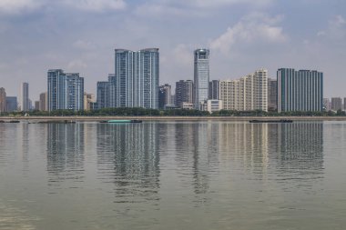 Hangzhou 'daki kentsel mimari manzaranın silüeti