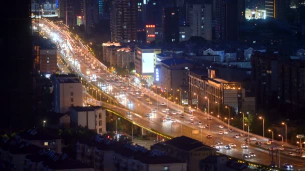 Der Nächtliche Verkehrsknotenpunkt Der Stadt — Stockvideo