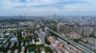 Yoğun trafik kesişme, üstten görünüm havadan görünümü