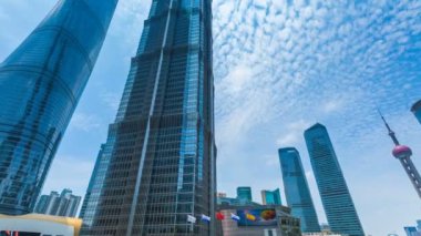 Zaman atlamalı gökdelenin Shanghai şehir