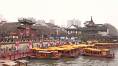 Feb.26,2018-Nanjing, Çin: fenerler insanlar izlemek için Konfüçyüs Tapınağı'kalabalık. Nanjing Qinhuai Lantern Festivali biridir en eski ve en büyük halk faaliyetleri Çin Bahar Festivali sırasında.