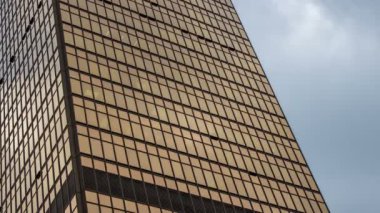 Hong Kong şehrinde gökdelenin zaman aşımı