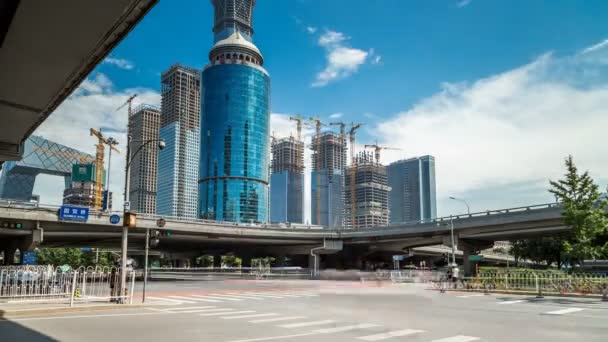 Tidsinställd Upptagen Trafik Och Moderna Byggnader Centrala Peking Kina — Stockvideo
