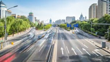 Zaman atlamalı yoğun trafik ve modern binalar Beijing City, Çin.