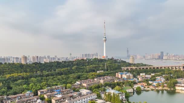 Lapso Tempo Vista Aérea Cidade Wuhan Com Rio Yangtze China — Vídeo de Stock