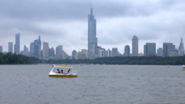 Nanjing Çin Temmuz 2017, Nanjing Simgesel Yapı xuanwu lakemany insanlar