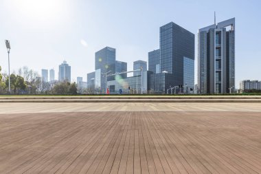 Panoramik silüet ve modern iş ofisi binaları