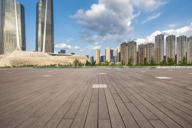 Panoramik silüet ve modern iş ofisi binaları