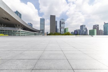 Panoramik silüet ve modern iş ofisi binaları