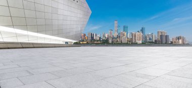 Panoramik silüet ve modern iş ofisi binaları