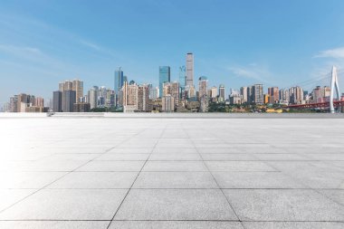 Panoramik silüet ve modern iş ofisi binaları