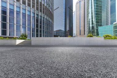 Panoramik silüet ve modern iş ofisi binaları