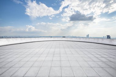 Panoramik silüet ve modern iş ofisi binaları