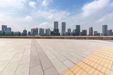 Panoramik silüet ve modern iş ofisi binaları